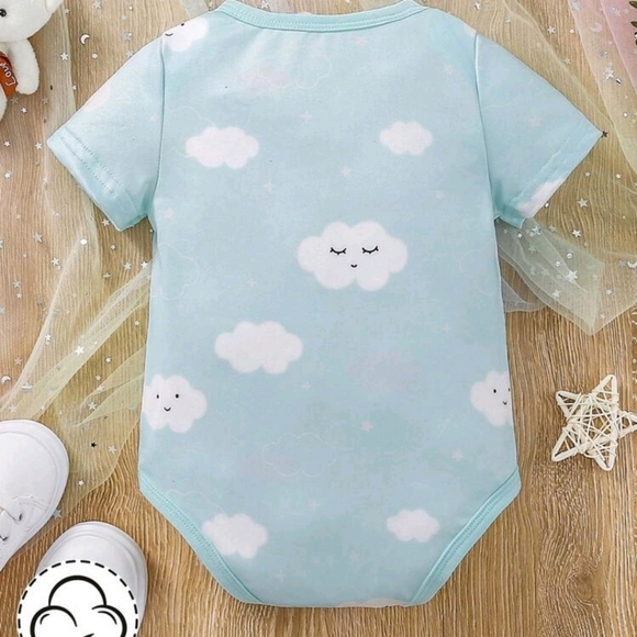 Baby onesie - Picture 2 of 2